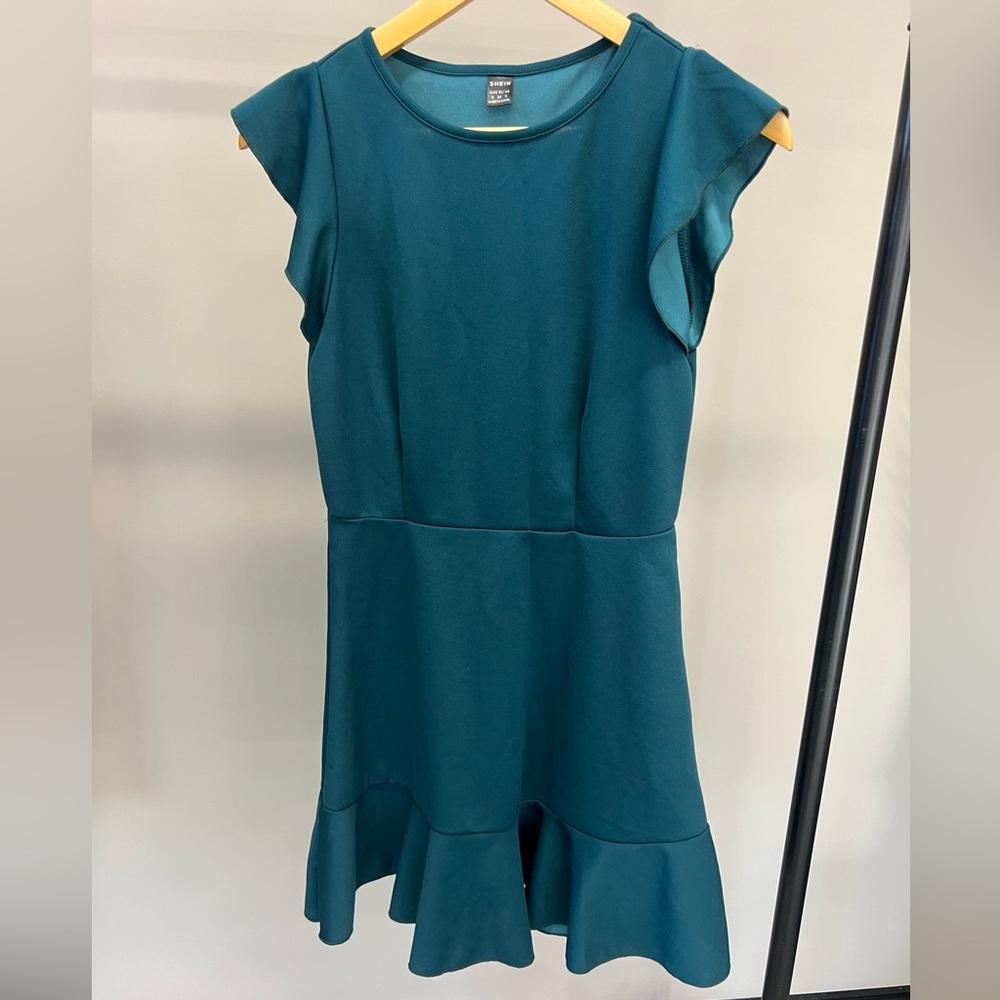 SHEIN size small women’s dress